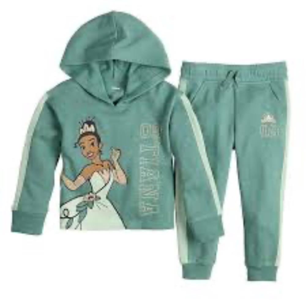 Jumping Beans Princess Tiana sweatsuit green with pockets size 2T pullover
